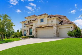 11 Winter Thicket Place, The Woodlands, TX 77375