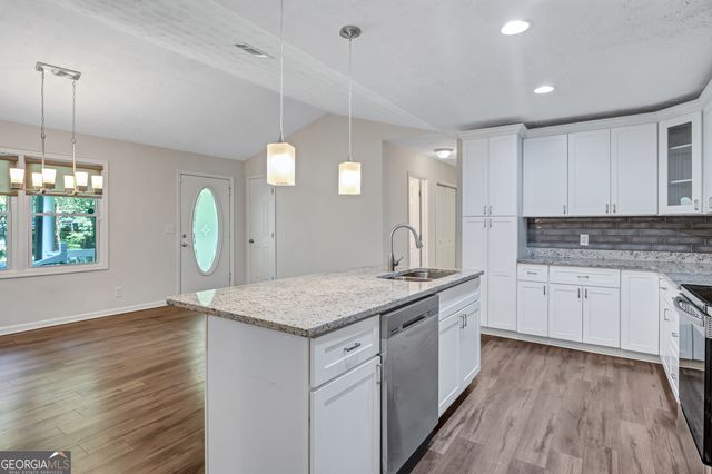 5772 Lilburn Stone Mountain Road, Stone Mountain, GA 30087