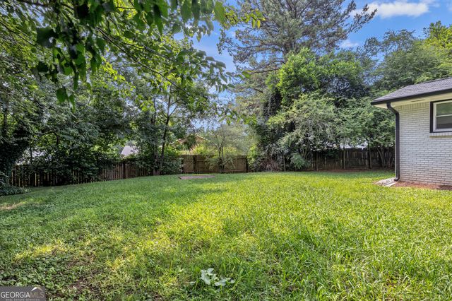 5772 Lilburn Stone Mountain Road, Stone Mountain, GA 30087