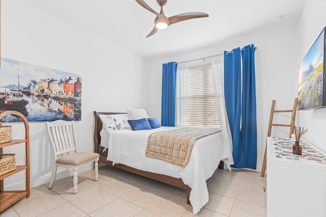 12180 SW Jasper Lake Way, Port St Lucie, FL 34987