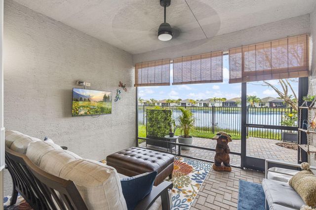 12180 SW Jasper Lake Way, Port St Lucie, FL 34987