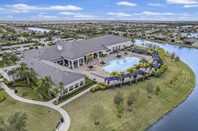 12180 SW Jasper Lake Way, Port St Lucie, FL 34987