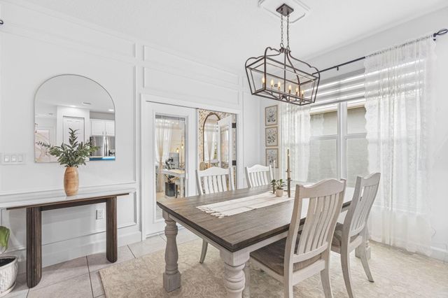 12180 SW Jasper Lake Way, Port St Lucie, FL 34987