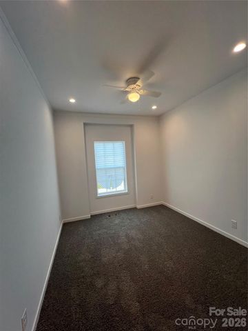 819 Wellwood Avenue, Statesville, NC 28677