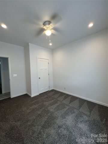 819 Wellwood Avenue, Statesville, NC 28677