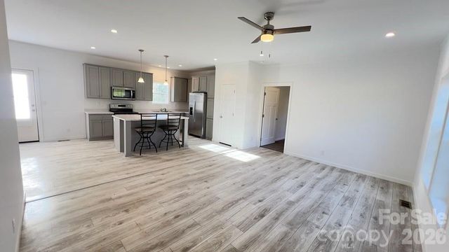 819 Wellwood Avenue, Statesville, NC 28677
