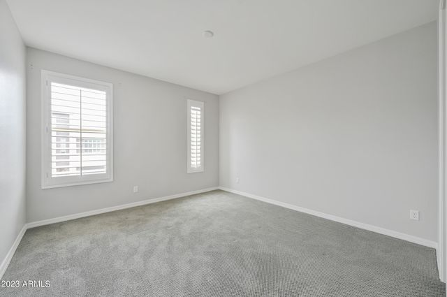 1957 W Kinfield Trail, Phoenix, AZ 85085