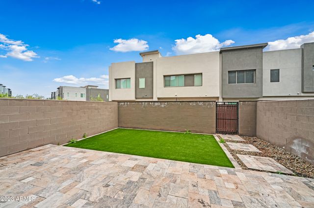 1957 W Kinfield Trail, Phoenix, AZ 85085