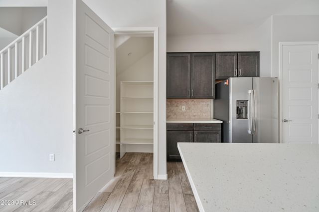 1957 W Kinfield Trail, Phoenix, AZ 85085