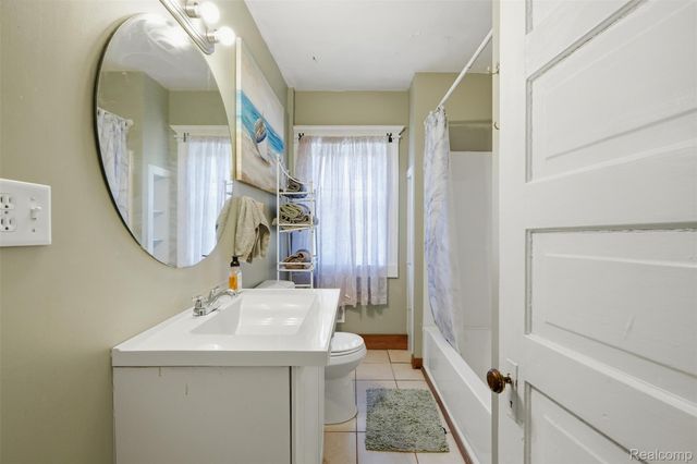 137 Trowbridge Street, Detroit, MI 48202