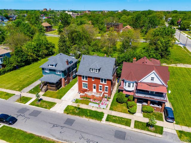 137 Trowbridge Street, Detroit, MI 48202