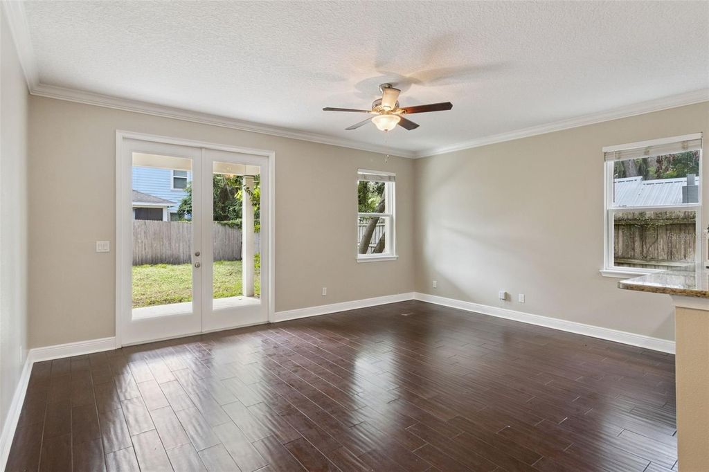 Image 11 of property listing at 2544 MAYER STREET, Orlando, FL 32806