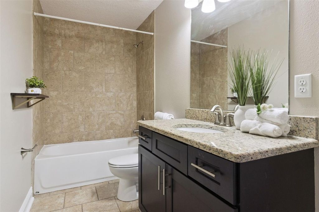 Image 18 of property listing at 2544 MAYER STREET, Orlando, FL 32806