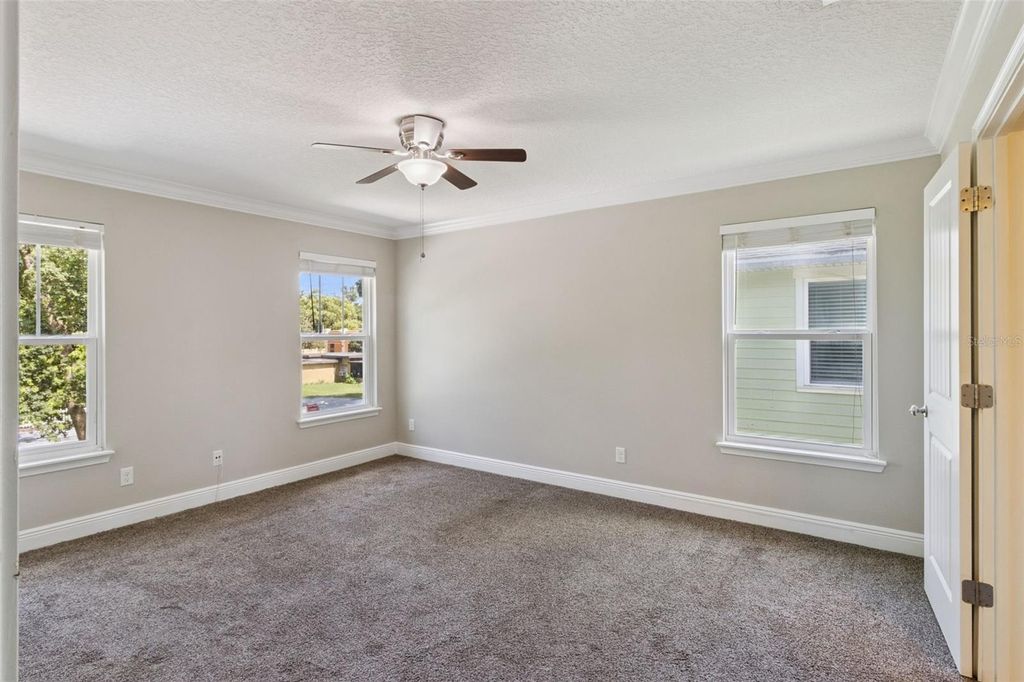 Image 31 of property listing at 2544 MAYER STREET, Orlando, FL 32806