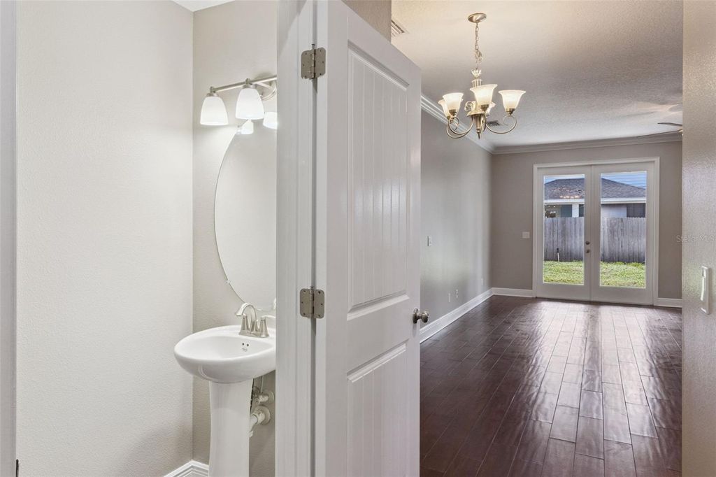Image 9 of property listing at 2544 MAYER STREET, Orlando, FL 32806