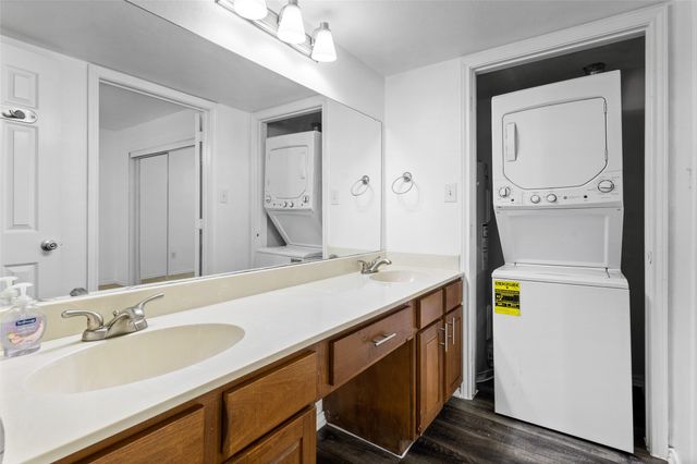 9831 Walnut Street 113, Dallas, TX 75243
