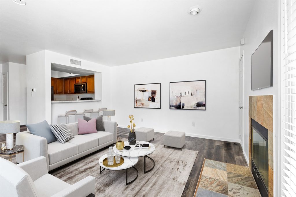 9831 Walnut Street 113, Dallas, TX 75243