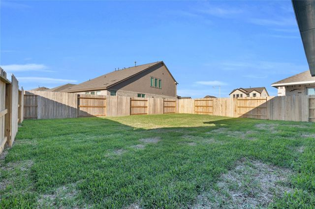 13728 Windward Mist Drive, Texas City, TX 77568