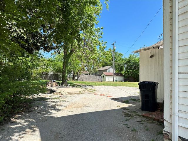 2137 NW 12th Street, Oklahoma City, OK 73107