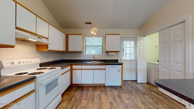213 Wyndham Circle A, Greenville, NC 27858