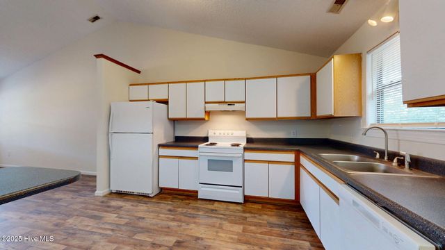 213 Wyndham Circle A, Greenville, NC 27858
