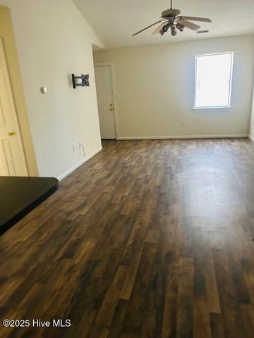213 Wyndham Circle A, Greenville, NC 27858