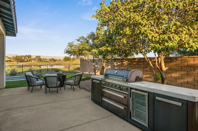 80076 Champions Way, La Quinta, CA 92253