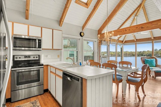 12 Riptide Lane, Pawleys Island, SC 29585