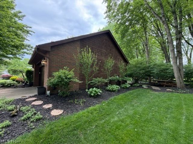 3464 Hunters, Stow, OH 44224