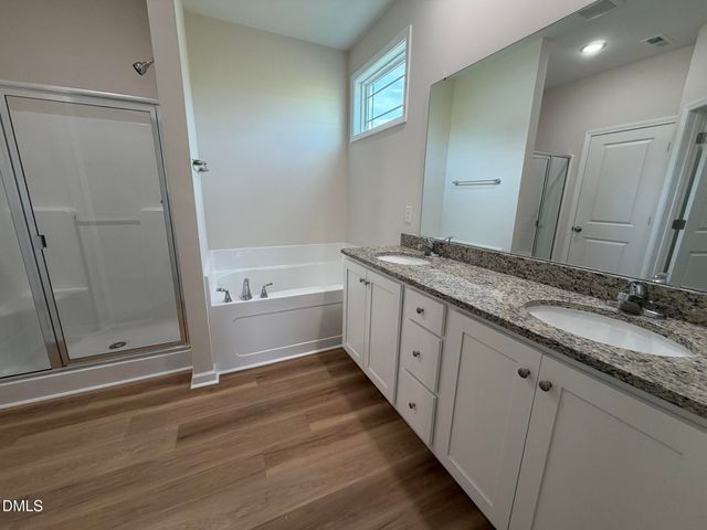373 Bonsai Way, Four Oaks, NC 27524