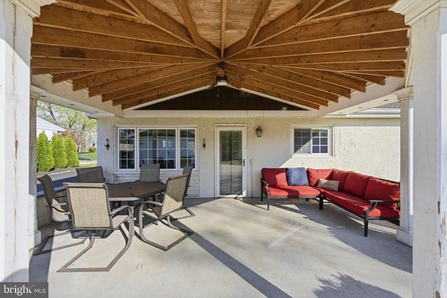 637 SCHOOL LINE DR, King Of Prussia, PA 19406