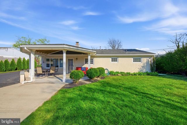 637 SCHOOL LINE DR, King Of Prussia, PA 19406