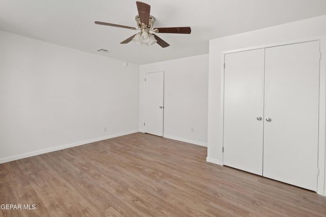 236 PAPAYA Street, El Paso, TX 79915