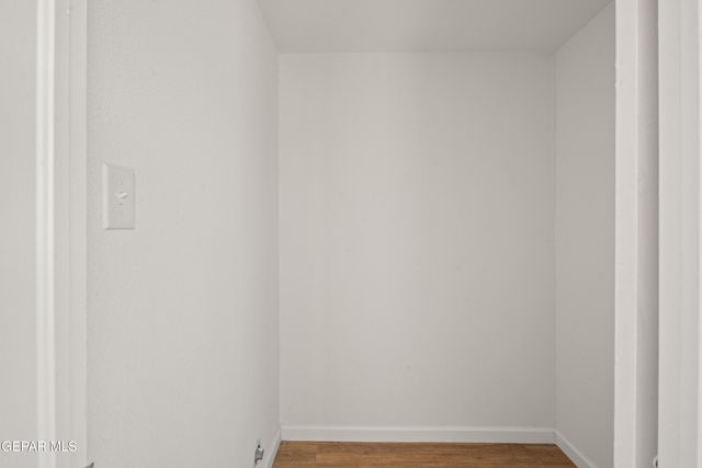 236 PAPAYA Street, El Paso, TX 79915
