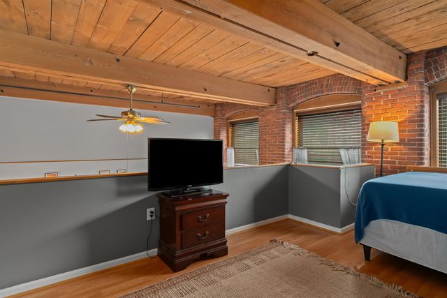 125 Main St Apt 39, Newmarket, NH 03857