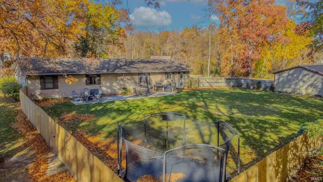 7260 W 350 N, Shipshewana, IN 46565