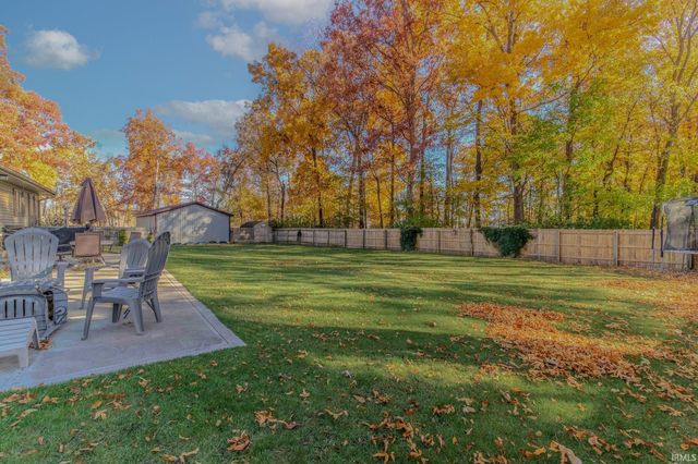 7260 W 350 N, Shipshewana, IN 46565