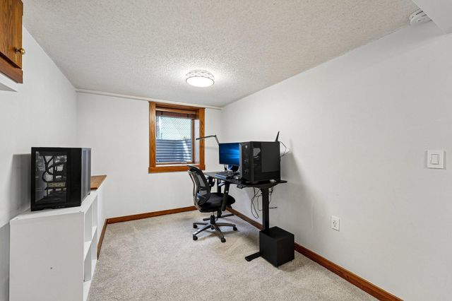 1037 Burr Street, Saint Paul, MN 55130