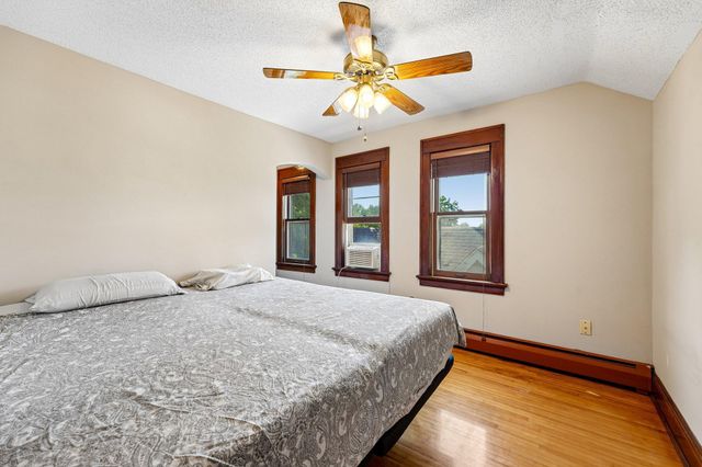1037 Burr Street, Saint Paul, MN 55130