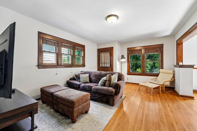 1037 Burr Street, Saint Paul, MN 55130