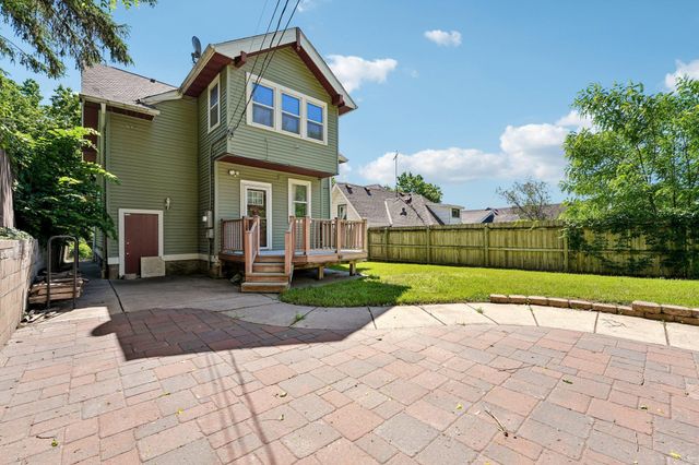 1037 Burr Street, Saint Paul, MN 55130