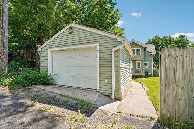1037 Burr Street, Saint Paul, MN 55130