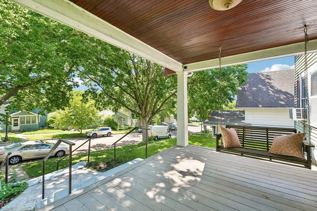 1037 Burr Street, Saint Paul, MN 55130