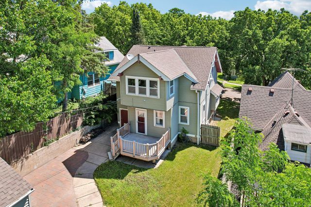 1037 Burr Street, Saint Paul, MN 55130