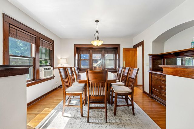 1037 Burr Street, Saint Paul, MN 55130