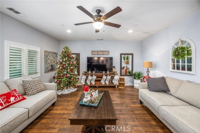 66 Country Club Drive, Calimesa, CA 92320