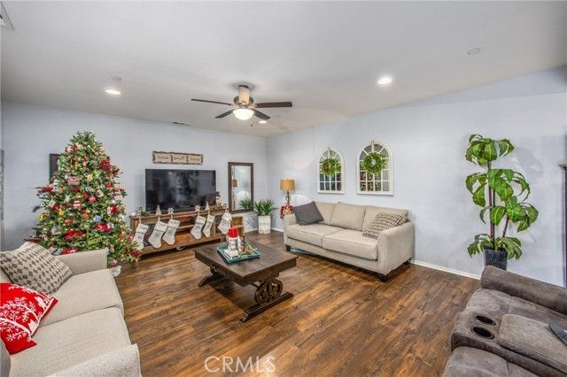 66 Country Club Drive, Calimesa, CA 92320