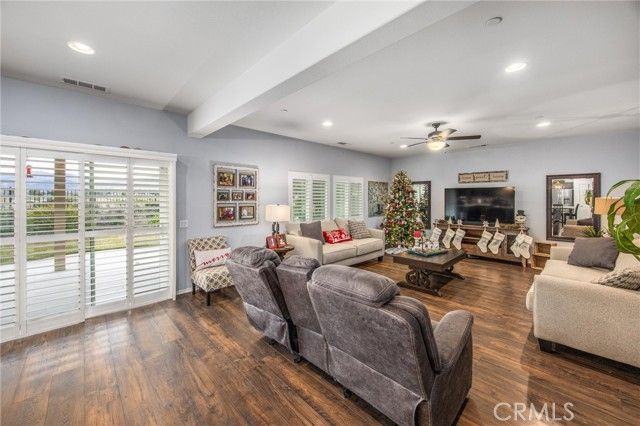 66 Country Club Drive, Calimesa, CA 92320