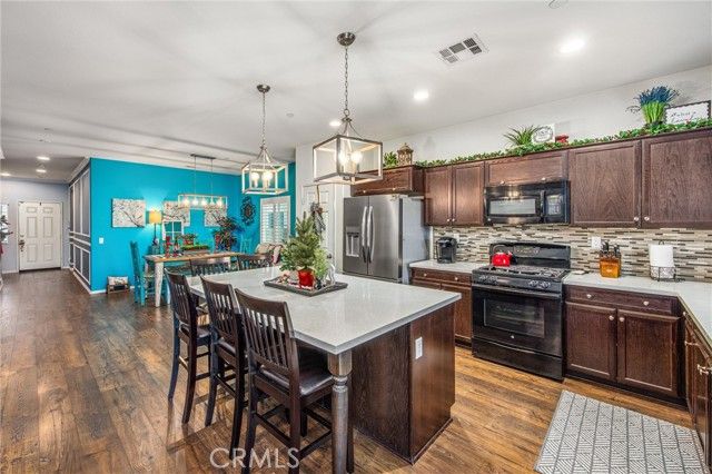 66 Country Club Drive, Calimesa, CA 92320