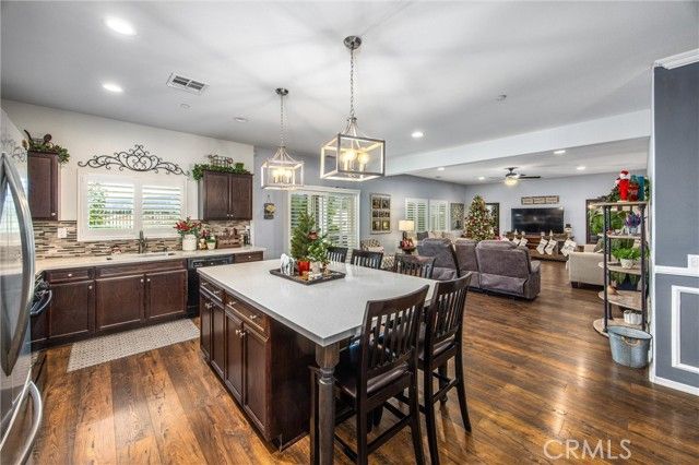 66 Country Club Drive, Calimesa, CA 92320